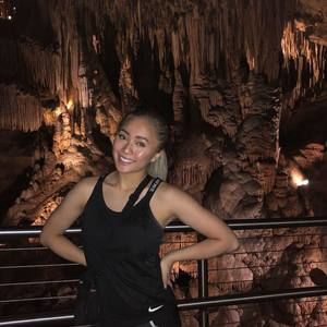 Meet your Posher, Tiffany